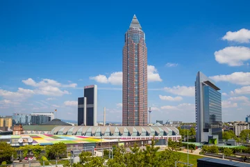 Frankfurt am Main, MesseTurm, Ansicht vom Sklyline Plaza. Rechts Kastor. 30.04.2017.  © Branko Srot