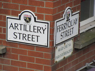 Fototapeta na wymiar Street Views of Irelands Belfast, Derry or Londonderry