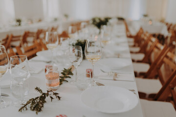 Luxurious wedding table setting. Luxurious wedding hall.
