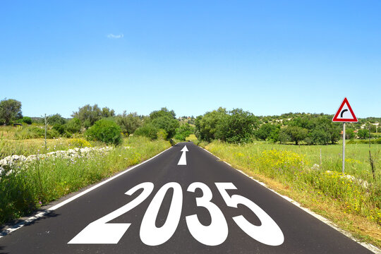 2035 이미지 – 찾아보기 2,776 스톡 사진, 벡터 및 비디오 | Adobe Stock