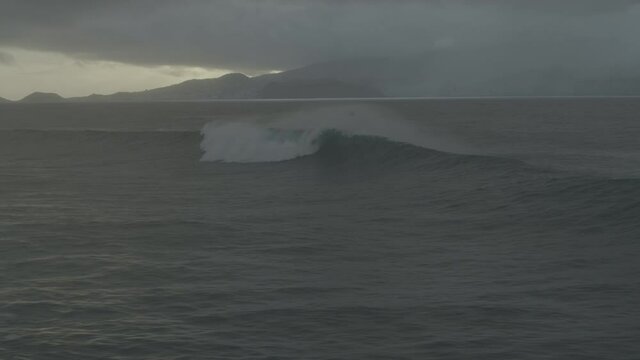 Drone Wave. 4K Prores XQ 444