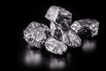 tantalum or tantalum is a chemical element, ore for industrial use, resistant to corrosion, ore for...