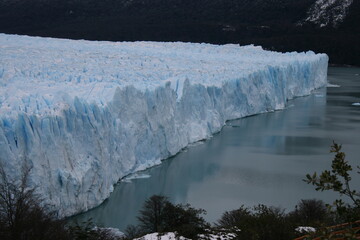 Fototapeta na wymiar glaciar perito moreno