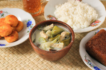 Sayur Lodeh, Indonesian Vegetable Soup with Coconut Milk