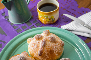 Plato de pan de muerto para día de muertos festividad mexicana folclor tradicional hispanidad