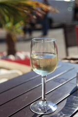 白ワインのグラス