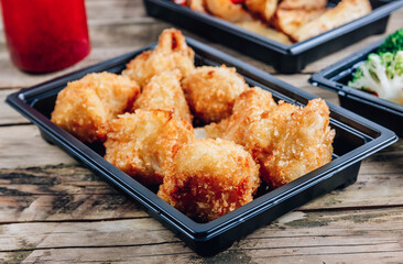 Restaurant healthy food delivery in take away boxes