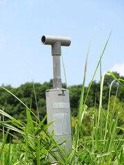 田んぼのスズメ除けの爆音器