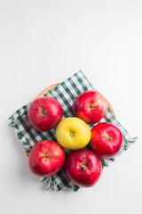 彩香リンゴとトキりんご