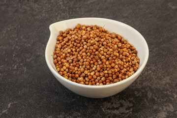 Coriander seeds in the bowl