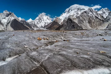 Photo sur Plexiglas Gasherbrum Vigne glacier and K2 mountain peak in Karakoram mountains range, K2 base camp trekking route, Pakistan