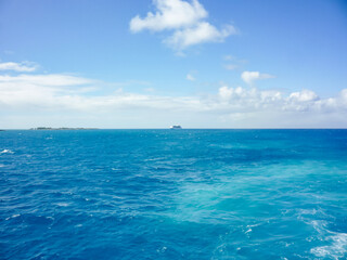 Traumreise Karibik-Kreuzfahrt - Dream vacation and holiday on cruiseship or cruise ship liner to...