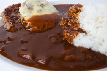 大盛りハンバーグカレー