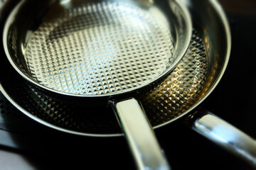 Stainless steel pan
