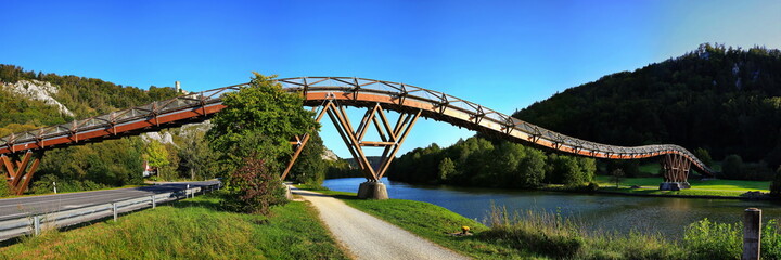 Tatzlwurm Holzbrücke in Essing