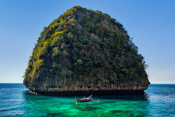Maya Bay auf Phi Phi Leh in Thailand, Asien