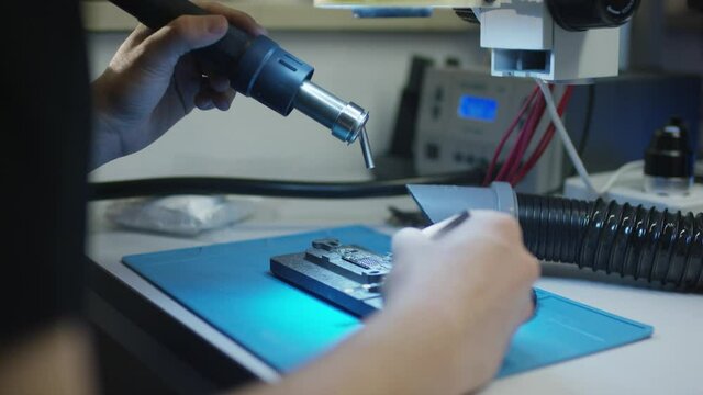 Soldering a circuit board