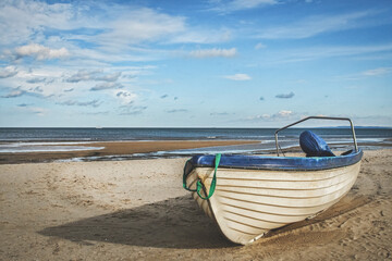 Obraz premium Kahn am Ostseestrand