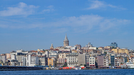 Fototapeta na wymiar Galata tower and the old city Istanbul