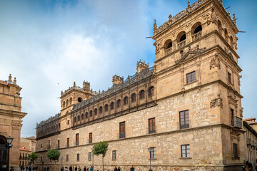 Fototapeta na wymiar Panorama de la vieja y monumental de Salamanca España