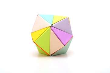 Obraz premium dodecahedron origami on white