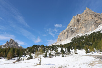 Fototapeta na wymiar Pass Lagazuoi, Parc naturale delle dolomiti d Ampezzo