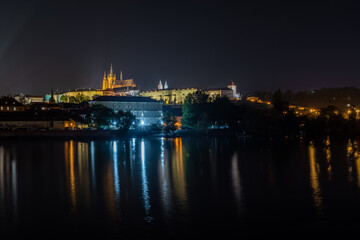 Fototapeta na wymiar Charles Bridge and street lights in the center of Prague