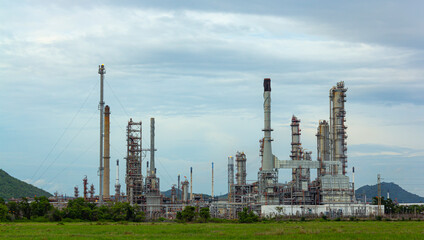 Large oil refineries in the energy industry