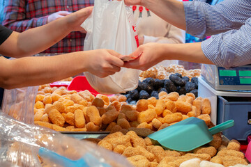 China, Spring Festival, Taipei, New Year Street, people, sweets, Taiwanese rice crispy