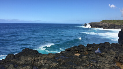 sea and rocks