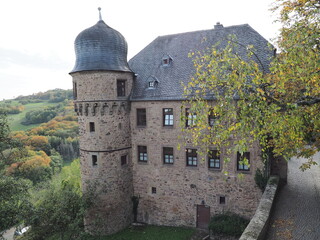 Fototapeta na wymiar Burg Lichtenberg bei Kusel in Rheinland-Pfalz 