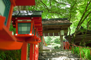 貴船神社　参道の門