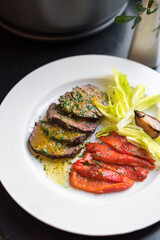 Roast Beef with Red Pepper and Sauce