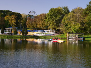 Fototapeta na wymiar boats on the river