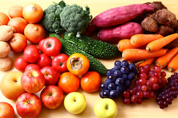 Fototapeta na wymiar 野菜と果物