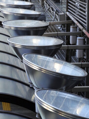 ビルのライトアップ用の照明灯