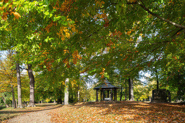 Park, Pavillon