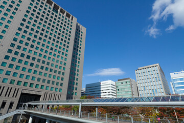 新大阪付近のビル群