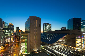 Fototapeta premium 大阪駅夜景