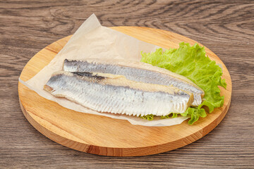 Herring fillet with salad leaves