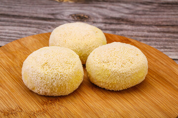 Raw potato zrazy for cooking