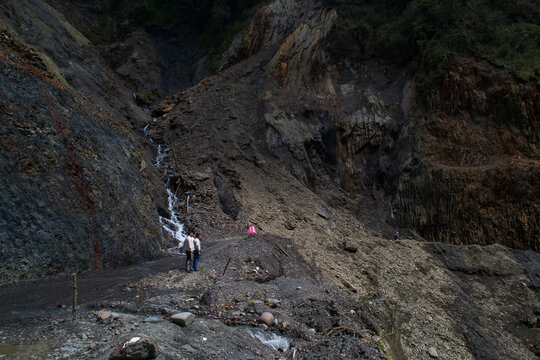 Landslide paralyzes the traffic of cars on the road to Manu, this photograph is captured in 2019.