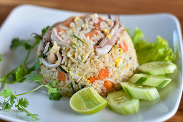 salad with shrimps