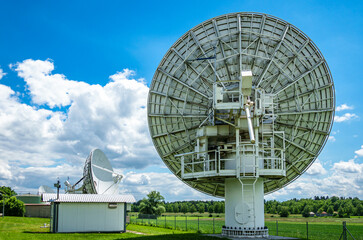 satellite earth station