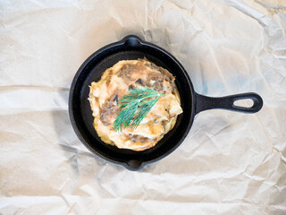 Spinach goat cheese tart with cream