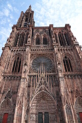 Fototapeta premium Fassade der Cathedrale Notre-Dame in Strasbourg