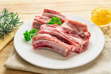 豚肉　スペアリブ