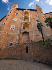 Fototapeta na wymiar Panoramic view of the renaissance Ducal palace in Urbino, Italy.
