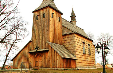 Ruiny Kościoły Architektura drewniana i murowana