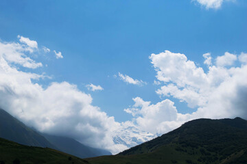 Obraz na płótnie Canvas View of the mountains of the North Caucasus. Karmadon gorge